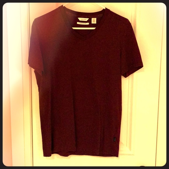 Calvin Klein tee - Picture 1 of 1